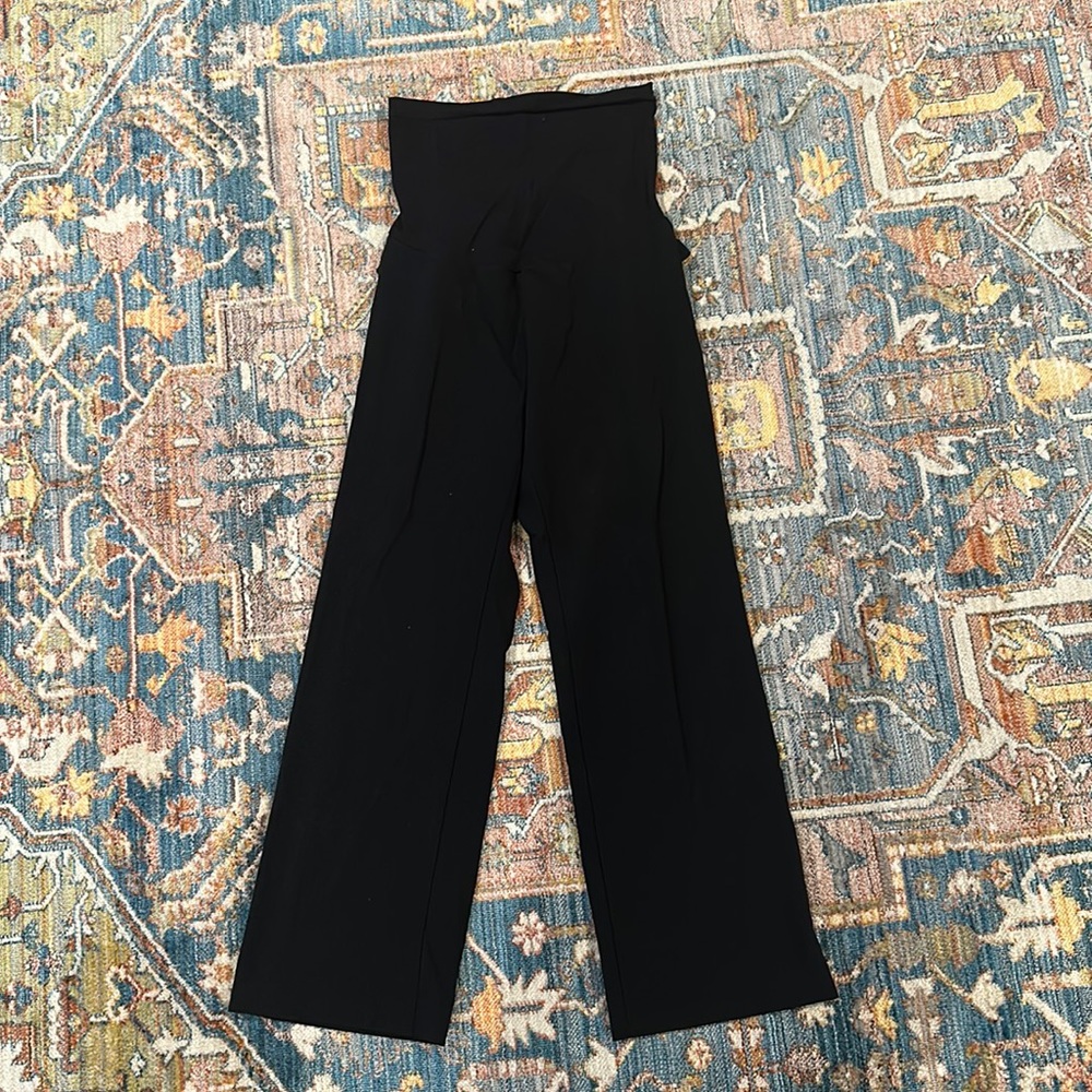 Black maternity dress pants.